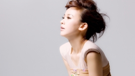 “漫画美少女”演员陈意涵壁纸下载