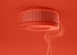 Cosy火灾探测器设计-是一个小型的火灾探测器，直径只有70毫米，它实际上是灯泡还小