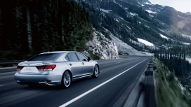 高清晰银色雷克萨斯-LS460l汽车壁纸