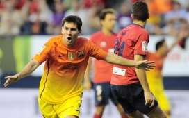 狂喜奔跑的梅西