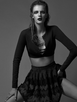 MIXT(E)杂志-走进秋天的信心