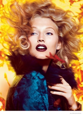 Toni Garrn托妮・伽恩-惊人的特性美容人像拍摄作品，大胆的秋天暗红紫色唇膏色调