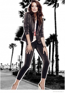 加州女孩-刘慧卿-Juicy Couture品牌假日2014拍摄-印刷的裤子，粉红色西装和针织服装