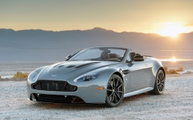 2015高清晰款豪车桌面壁纸下载