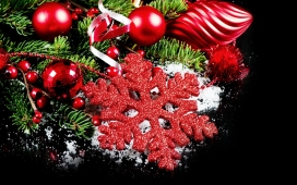https://www.2008php.com/高清晰美丽的红色圣诞节装饰品壁纸