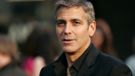 型男-高清美国演员George Clooney-乔治・克鲁尼桌面壁纸下载