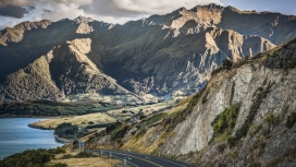新西兰岩石山壁纸