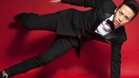 高清晰南昌影视歌星-邓超电脑壁纸下载