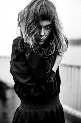 KIKI黑白艺术人像