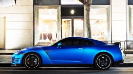 高清晰蓝色日产跑车GTR壁纸下载