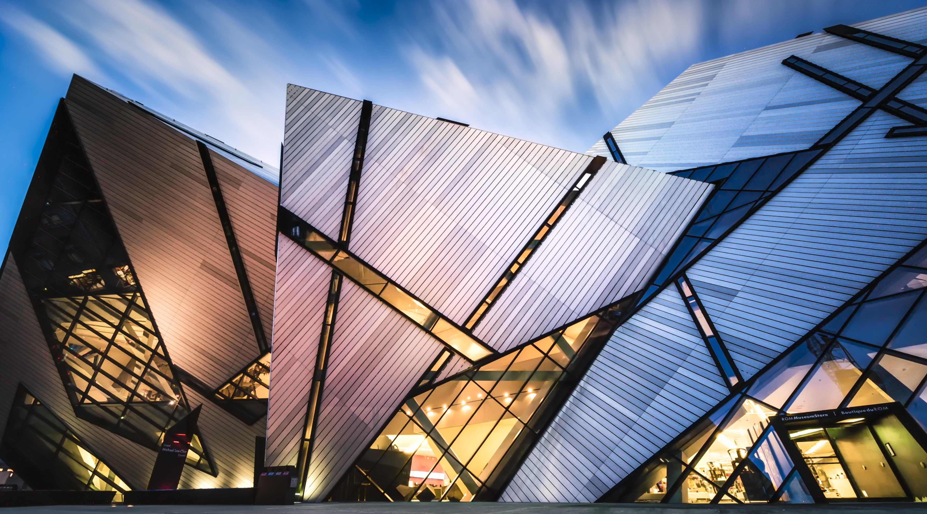 id-946657-现代三角菱形房屋建筑高清大图