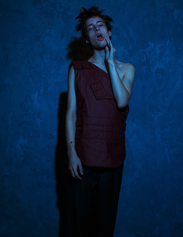 西尔维斯特亨里克森封面大图