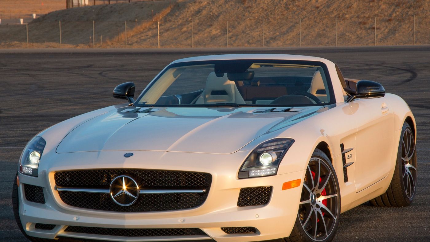 高清晰2015奔驰超跑壁纸下载图片