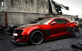 高清晰红色科迈罗侧面宽屏壁纸下载