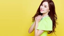 高清晰中国内地新生代女演员阚清子简约宽屏壁纸下载