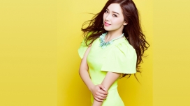 高清晰长发美女演员阚清子壁纸下载