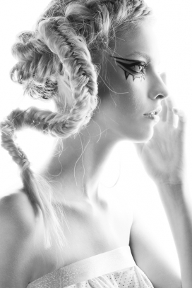 POISONED SOUL-白女郎