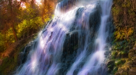 高清晰春季瀑布壁纸