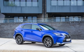 高清晰蓝色雷克萨斯NX汽车壁纸下载