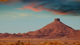 美丽的摩洛哥黄土草原