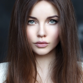 Lena-小碎花美诱时尚美女