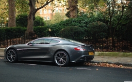 高清晰银灰阿斯顿马丁aston_martin超级跑车壁纸下载