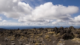 可爱的洛基场山顶云