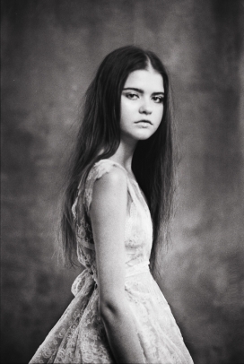 Kelsey-连衣“婚纱礼服”人像秀