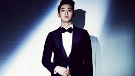 韩国郑允浩Jeong Yoonho明星高清壁纸下载