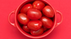 高清晰红色的西红柿番茄水果壁纸