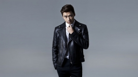 “小鲜肉”李易峰桌面壁纸下载