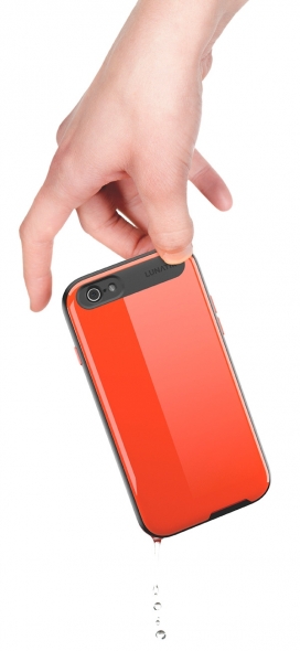 先进的超防护TAKTIK360防水套手机设计