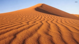 辉煌的天空线沙漠山