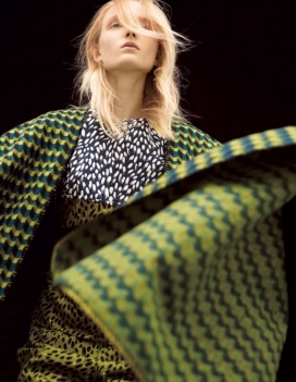 玛雅萨拉蒙-芭莎日本2015年10月-“现代图形”动感十足的外观集合风格