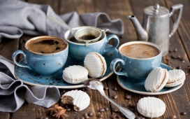 美味早餐-高清晰炫彩马卡龙饼干食品壁纸下载