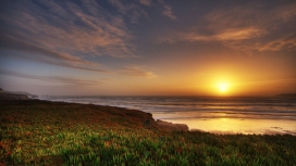 晚霞地平线美景