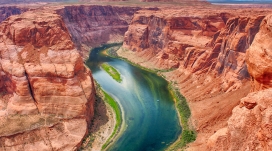 高清晰峡谷山河壁纸