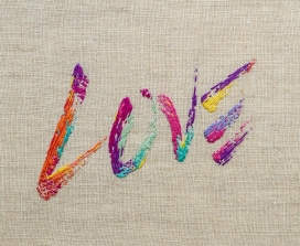 LOVE-五彩刺绣针织字体设计