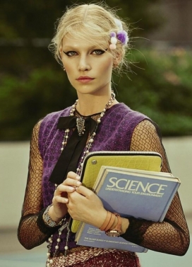 艾琳・韦伯-Modern周末画报中国-学校运动风格的女孩