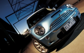 高清晰经典英伦MINI cooper迷你车壁纸下载