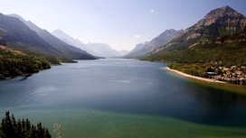 瓦特顿湖国家公园湖泊壁纸