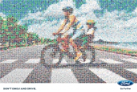 福特意大利-汽车像素拼图平面广告