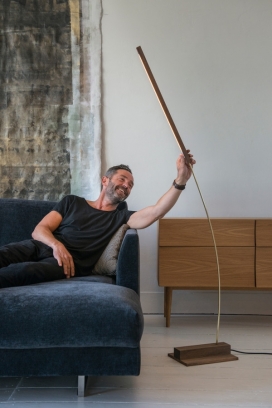 自然和技术融合在一起的美丽细灯设计-灵感来自于大自然运动A灯泡