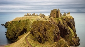 高清晰苏格兰岛屿城堡壁纸