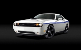 高清晰白色美系肌肉DODGE道奇汽车下载