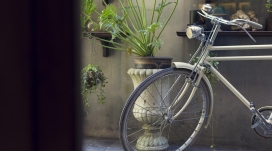 高清晰带大灯双杆老实复古自行车壁纸