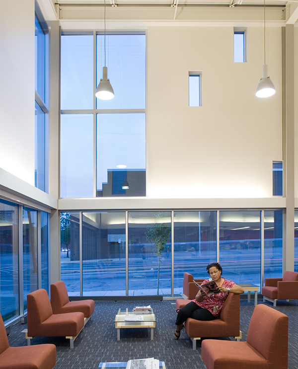 新奥尔良普拉特图书馆街店---酷图编号1