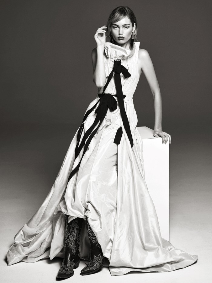 圆滑优雅的bjorn iooss-黑白晚礼服人像-欧莱凯设计网