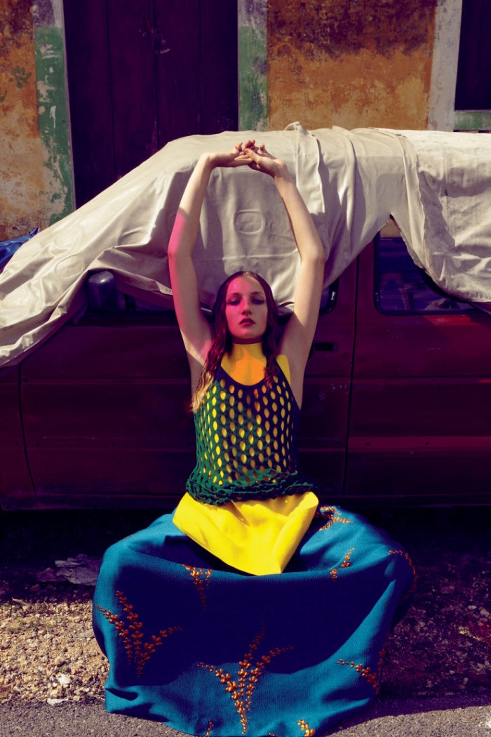 艾格尼丝-大都市-NúMERO中国2016年3月-大胆的颜色---酷图编号9