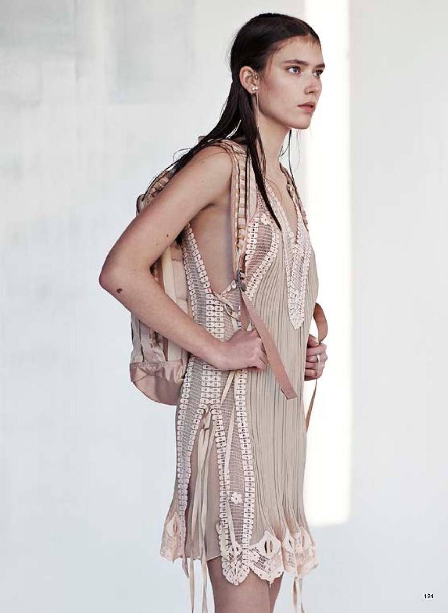 “纯粹的信心”-美诱泳装时装秀---酷图编号1160534